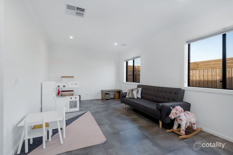 30 Shearwater Dr, Armstrong Creek, VIC 3217