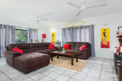 Property photo of 2 Vianen Close Bentley Park QLD 4869