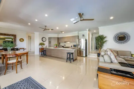 Property photo of 11 Parkvue Drive Avoca QLD 4670