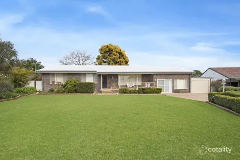9 Thomson Pl, Gunnedah, NSW 2380