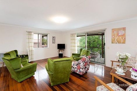 Property photo of 32 Copenhagen Street Wishart QLD 4122