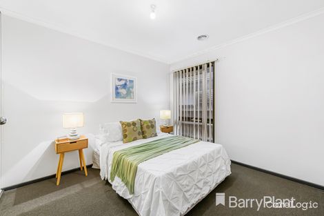 Property photo of 11 Golden Square Crescent Hoppers Crossing VIC 3029