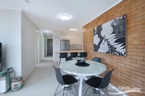 Property photo of 10/73 Marine Parade Redcliffe QLD 4020