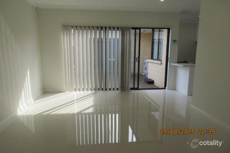 Property photo of 1/4 Flecker Promenade Aveley WA 6069