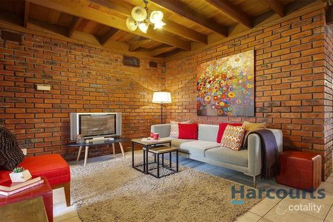 Property photo of 2 Evelyn Place Kilsyth VIC 3137