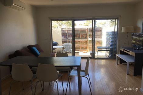 Property photo of 18 Silverash Drive Bundoora VIC 3083