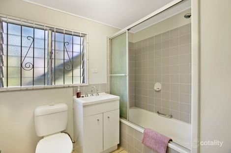 Property photo of 48 Roseberry Parade Wynnum West QLD 4178