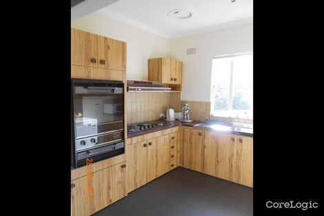 Property photo of 31 Blamey Street Turvey Park NSW 2650