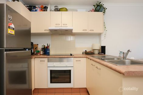 Property photo of 10/4 Adori Street Surfers Paradise QLD 4217