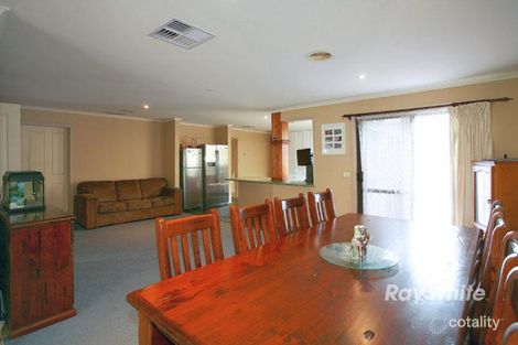 Property photo of 84 Circle Drive South Cranbourne VIC 3977