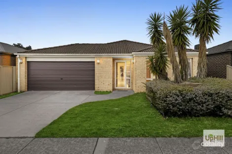 16 Salvia Ave, Pakenham, VIC 3810