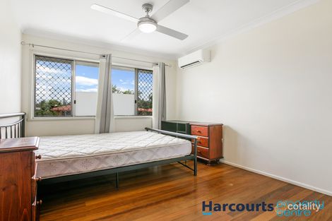 Property photo of 12 Longridge Street Macgregor QLD 4109