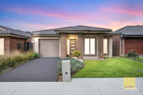 10 Elland Cct, Truganina, VIC 3029