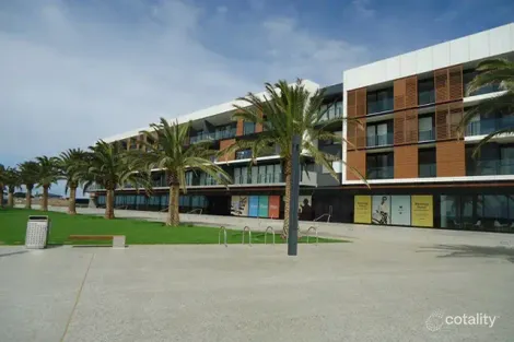 217/50 Catamaran Dr, Werribee South, VIC 3030