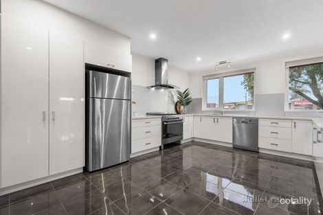 Property photo of 1/2 Nina Court Bentleigh East VIC 3165