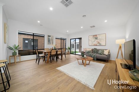 Property photo of 20 Winton Drive Fraser Rise VIC 3336