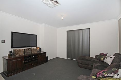 Property photo of 29 Banrock Drive Ellenbrook WA 6069