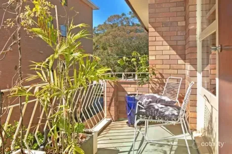 Property photo of 5/30 Clarence Avenue Dee Why NSW 2099