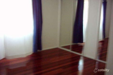 Property photo of 8 Glencarron Street Kenmore QLD 4069