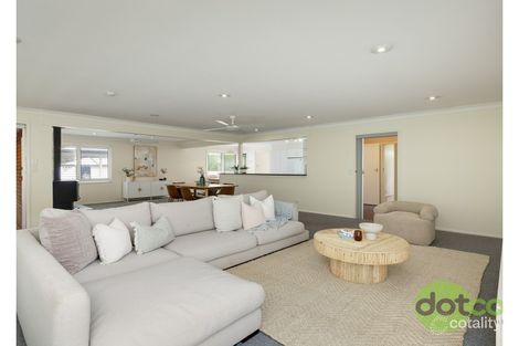 Property photo of 12 Jamboree Close Fennell Bay NSW 2283