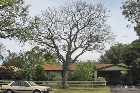 17 Knightsbridge Rd, Leabrook, SA 5068