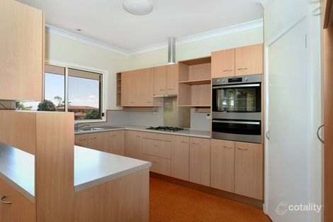 Property photo of 30 Windemere Terrace Mount Lofty QLD 4350