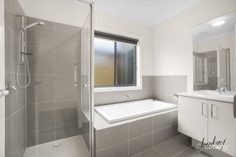 Property photo of 11 Rhapsody Road Beveridge VIC 3753