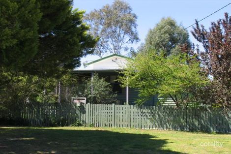 23 Albert St, Crows Nest, QLD 4355