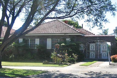 10 David St, Greenacre, NSW 2190