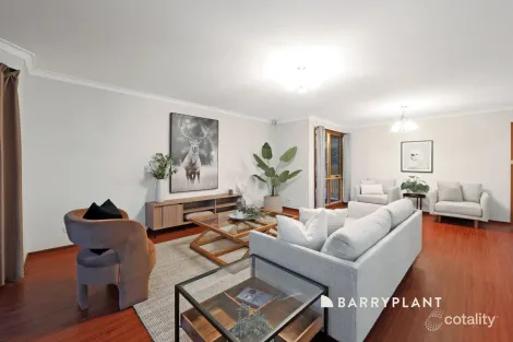 Property photo of 13 Severn Crescent Rowville VIC 3178