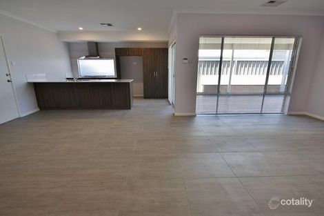 Property photo of 15 Bellingham Parade Wellard WA 6170