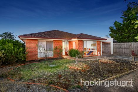 38 Denny Pl, Melton South, VIC 3338