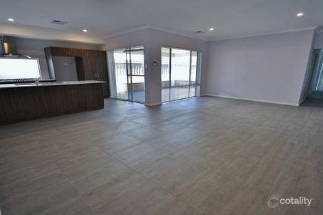 Property photo of 15 Bellingham Parade Wellard WA 6170