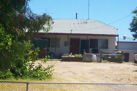 18 Queen Pde, Wannanup, WA 6210