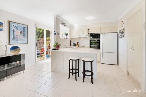 Property photo of 4/19 Hilltop Street Labrador QLD 4215