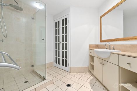Property photo of 501/2-10 Greenslopes Street Cairns North QLD 4870