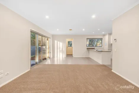 Property photo of 2/9 Creek View Close Mount Clear VIC 3350