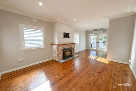 Property photo of 228 Peel Street Bathurst NSW 2795