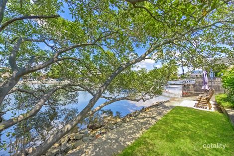 Property photo of 20 Vaggelas Crescent Biggera Waters QLD 4216