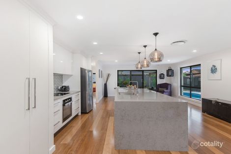 Property photo of 18 Willunga Place Merrimac QLD 4226