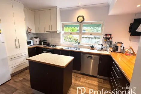 Property photo of 371 Commercial Road Yarram VIC 3971