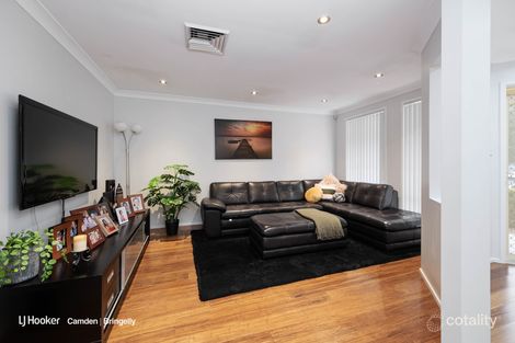 Property photo of 14 Spring Hill Circle Currans Hill NSW 2567
