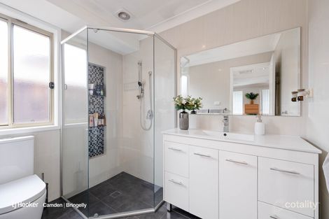Property photo of 14 Spring Hill Circle Currans Hill NSW 2567