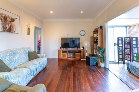 Property photo of 16 Moncrieff Street Kepnock QLD 4670