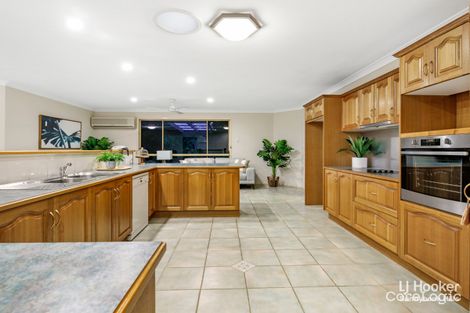 Property photo of 27 Barrington Place Parkinson QLD 4115