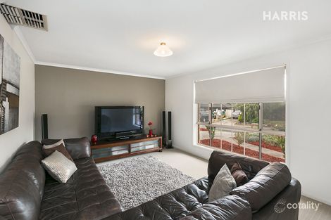 Property photo of 1 Dylan Court Woodcroft SA 5162