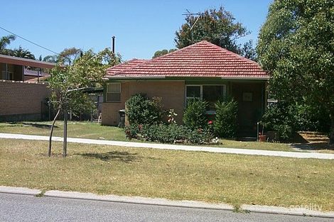 23 Jeanes Rd, Karrinyup, WA 6018