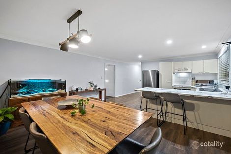 Property photo of 6 Gleditsia Close Regents Park QLD 4118