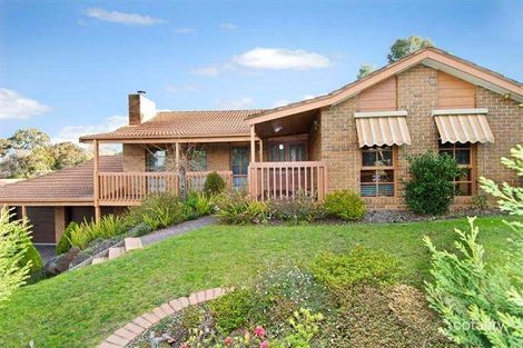 Property photo of 2 Charles Wilson Close Eltham North VIC 3095