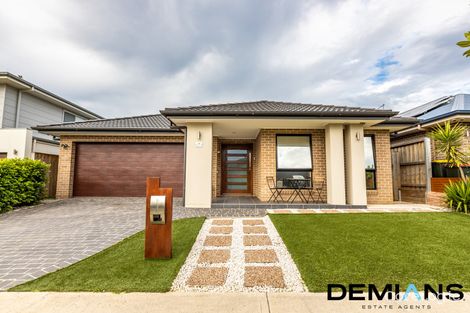 Property photo of 28 Gallipoli Drive Edmondson Park NSW 2174